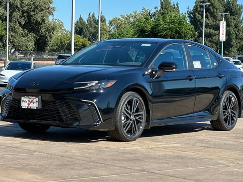 New 2026 Toyota Camry XSE FWD image 8