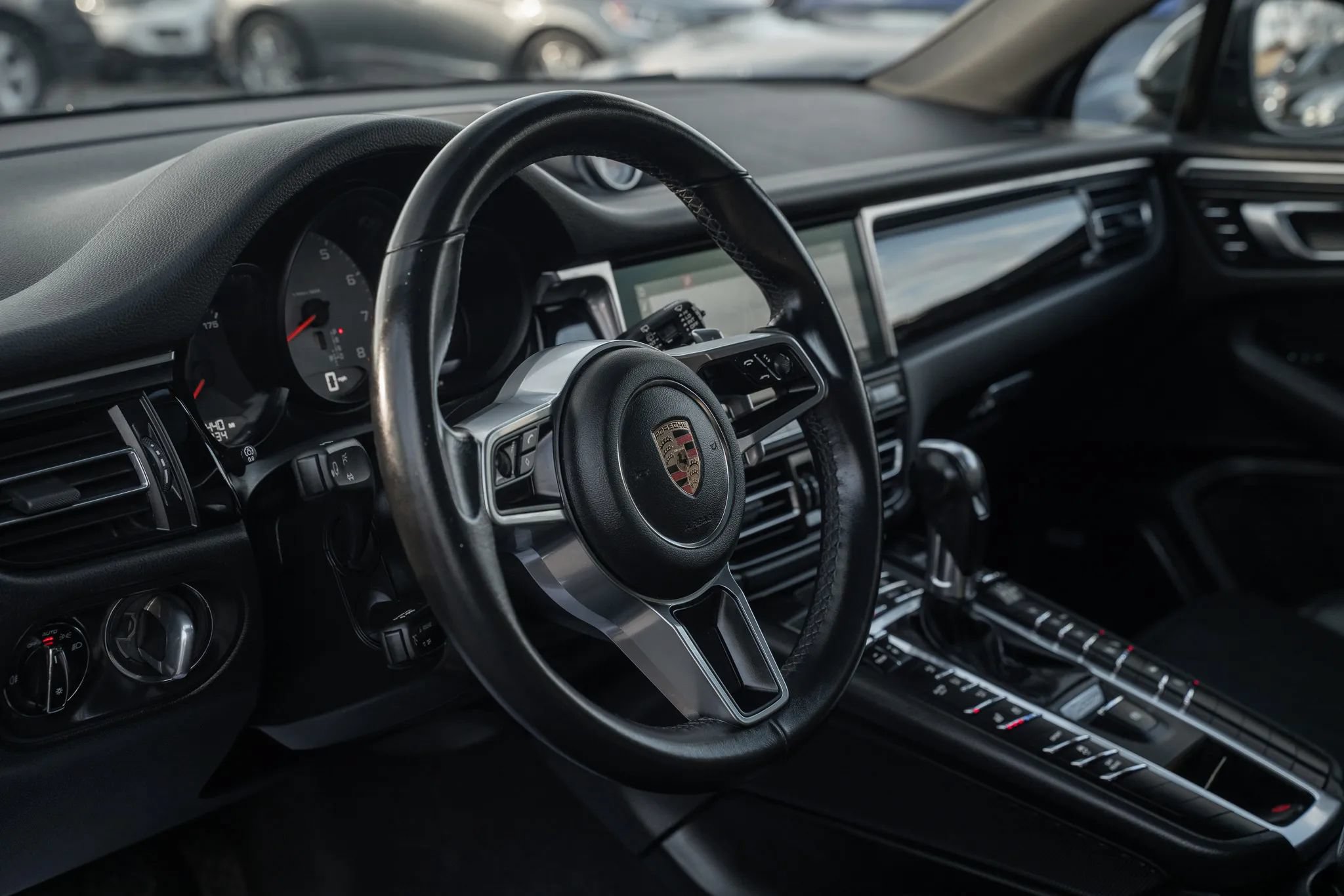 Used 2020 Porsche Macan S AWD/4WD image 16