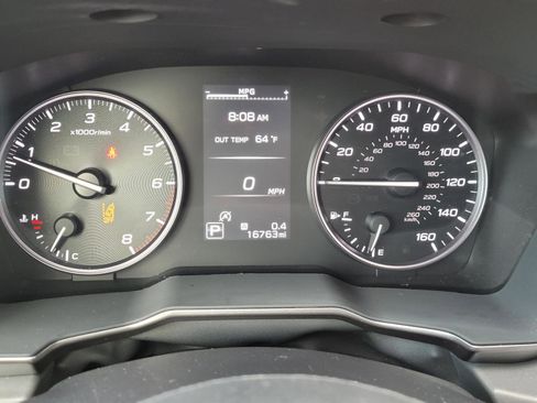 Certified 2025 Subaru Outback Onyx Edition AWD/4WD image 7