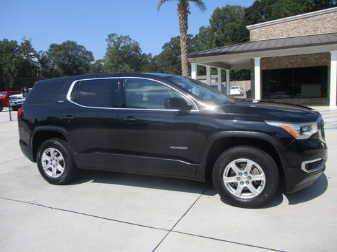 Used 2019 GMC Acadia SLE FWD image 1