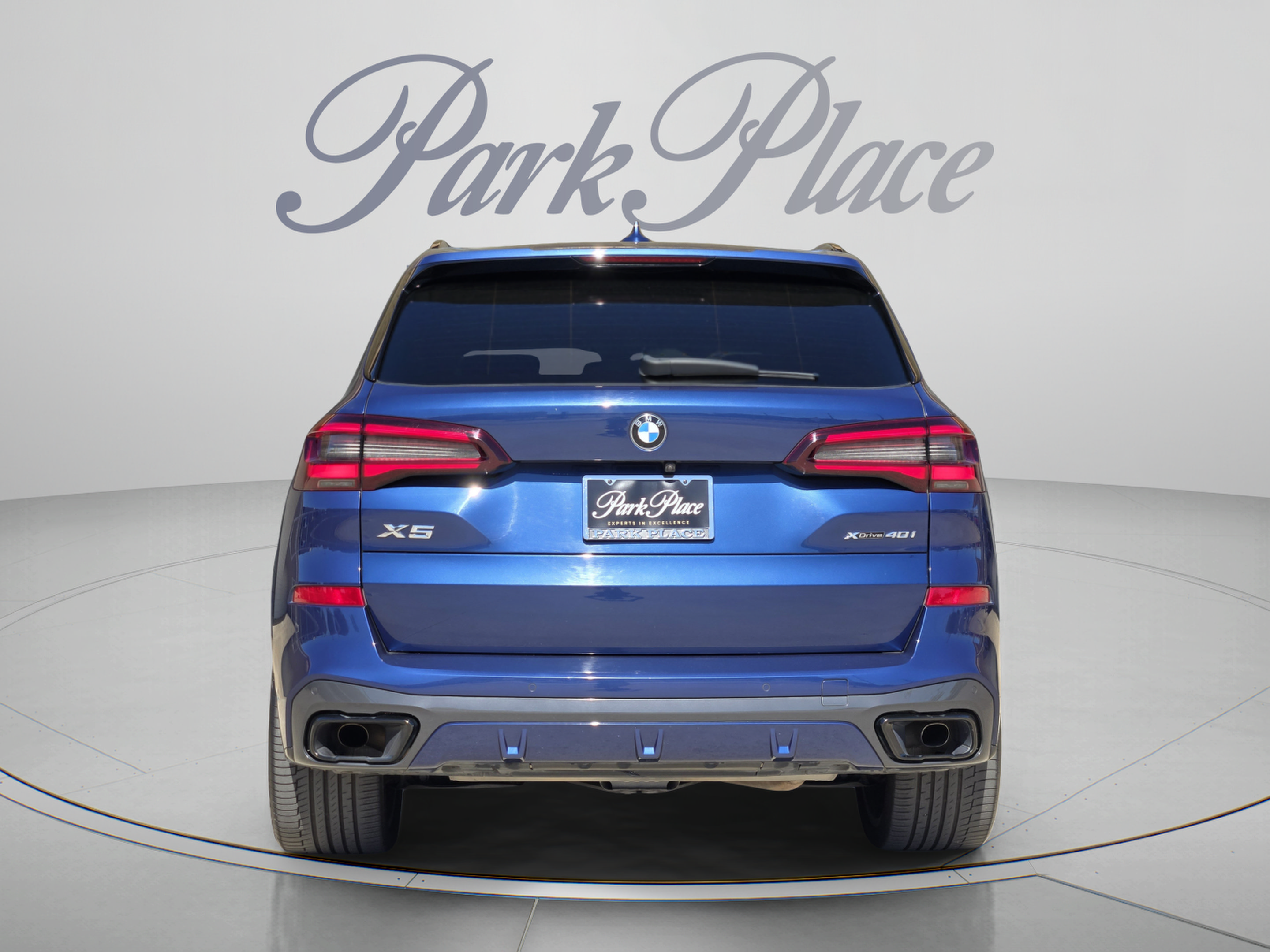 Used 2022 BMW X5 xDrive40i w/ M Sport Package AWD/4WD image 4