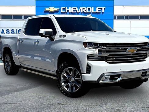 Used 2021 Chevrolet Silverado 1500 High Country w/ Technology Package AWD/4WD image 1