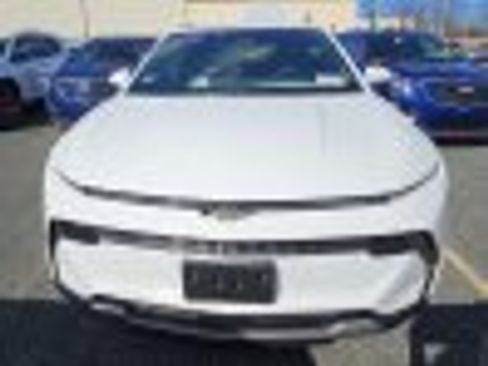 Used 2025 Chevrolet Equinox EV LT image 7