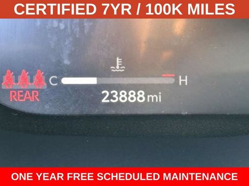 Used 2023 Toyota RAV4 Limited AWD/4WD image 29