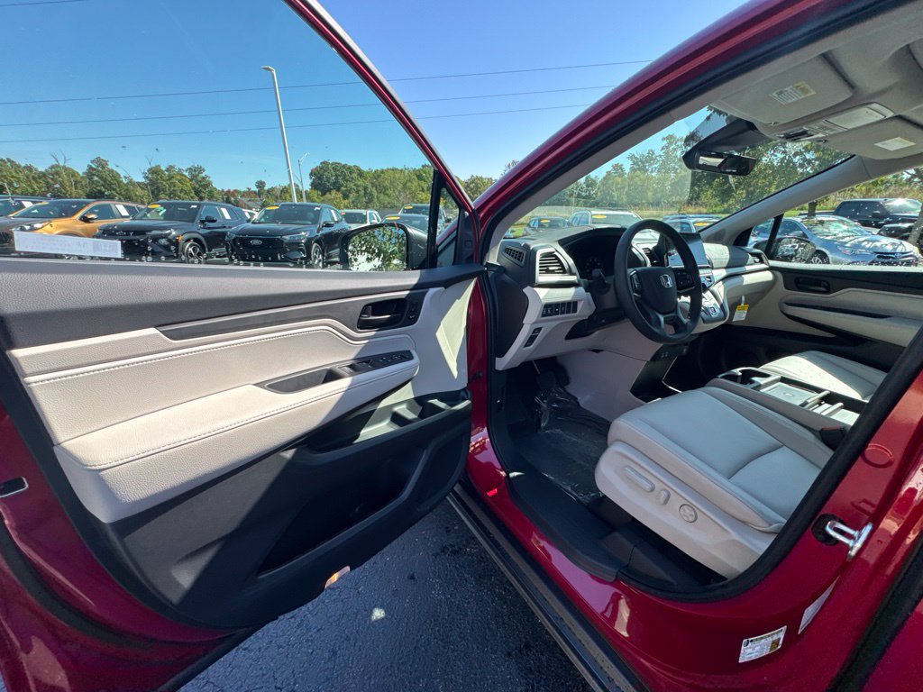 New 2027 Honda Odyssey EX-L image 13