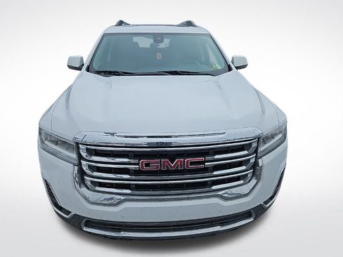Used 2021 GMC Acadia SLT w/ LPO, Black Accent Package image 2