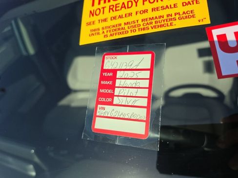 Used 2025 Honda Pilot EX-L image 7
