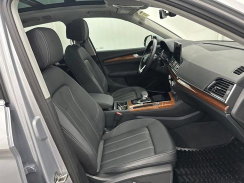 Used 2022 Audi Q5 2.0T Premium Plus w/ Premium Plus Package AWD/4WD image 28