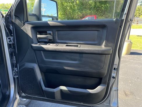 Used 2024 RAM 2500 Tradesman w/ Chrome Appearance Group AWD/4WD image 31