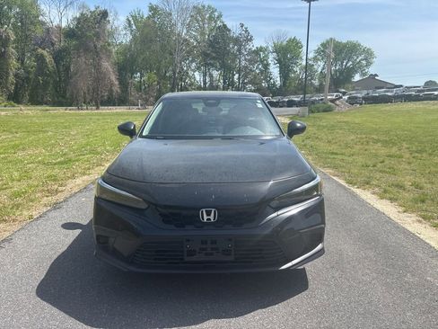 Used 2022 Honda Civic EX-L image 2