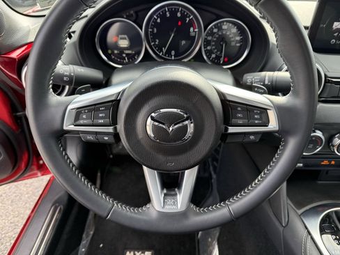 Used 2025 MAZDA MX-5 Miata RF Grand Touring image 19
