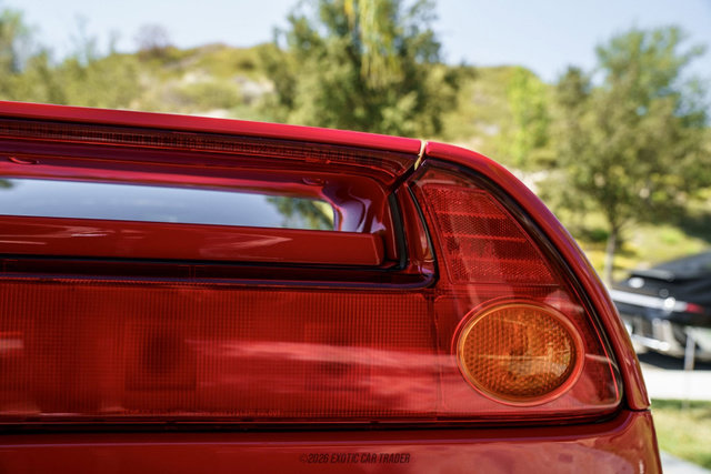 Used 2004 Acura NSX T RWD image 95