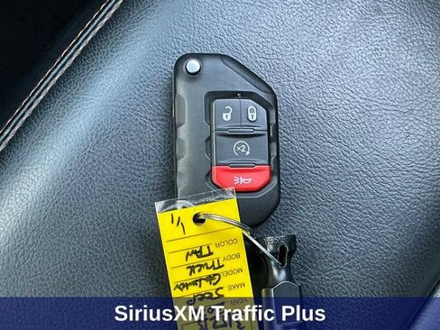 Used 2020 Jeep Gladiator Mojave AWD/4WD image 35