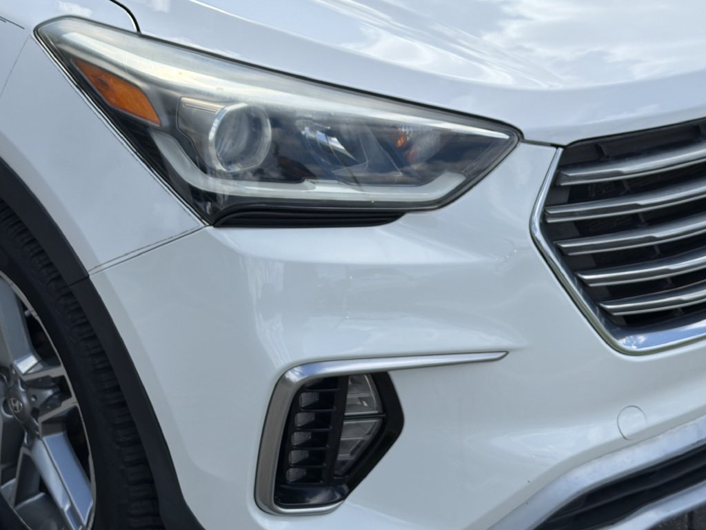 Used 2017 Hyundai Santa Fe FWD image 10