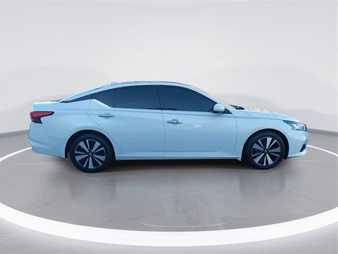 Used 2019 Nissan Altima 2.5 SV image 6