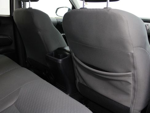 Used 2020 Toyota Tacoma SR5 AWD/4WD image 21