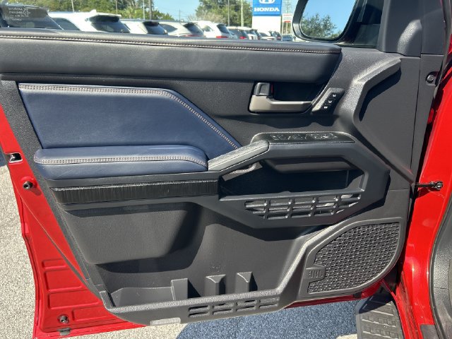 Used 2026 Toyota 4Runner Platinum AWD/4WD image 17