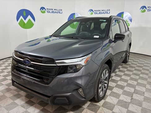 Used 2025 Subaru Forester Touring w/ Touring Package image 3