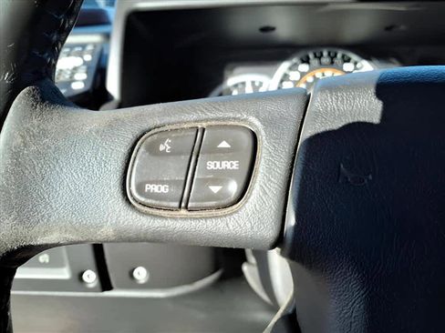 Used 2005 HUMMER H2 SUT w/ Preferred Equipment Group image 23