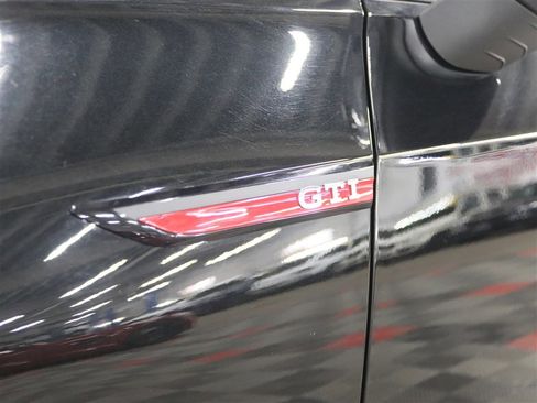 Used 2024 Volkswagen GTI S image 10