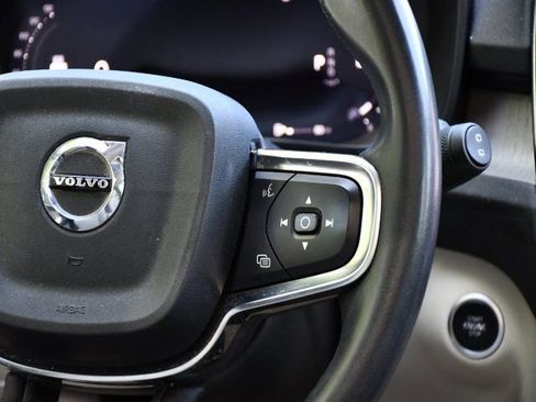 Used 2023 Volvo XC40 B5 Plus w/ Driver Assist Package AWD/4WD image 19