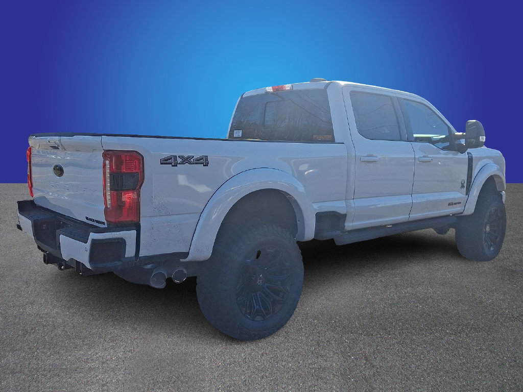 New 2026 Ford F250 Lariat w/ Black Appearance Package AWD/4WD image 3