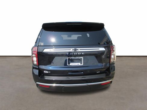 Used 2024 Chevrolet Tahoe LT w/ Luxury Package AWD/4WD image 4