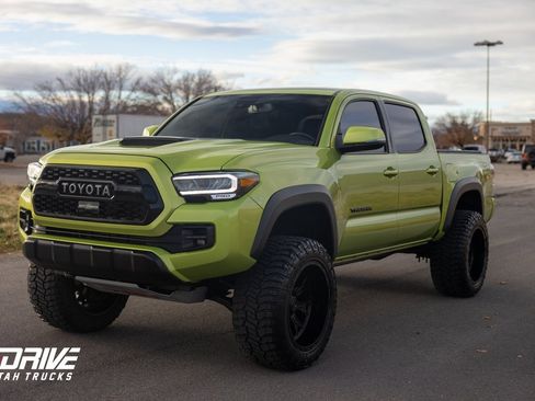 Used 2022 Toyota Tacoma TRD Pro image 5