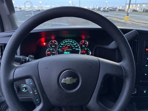 Used 2024 Chevrolet Express 2500 w/ Driver Convenience Package image 8
