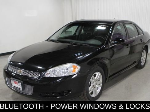 Used 2016 Chevrolet Impala LT FWD image 9