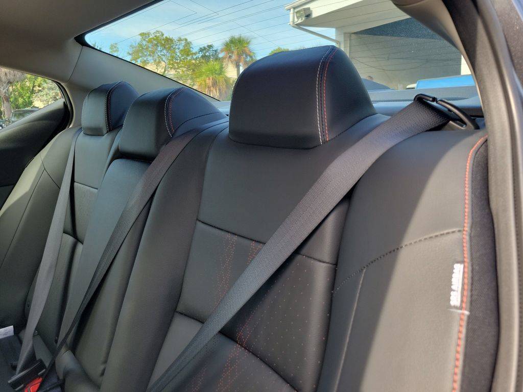 New 2026 Nissan Altima 2.5 SR w/ SR Premium Package FWD image 17