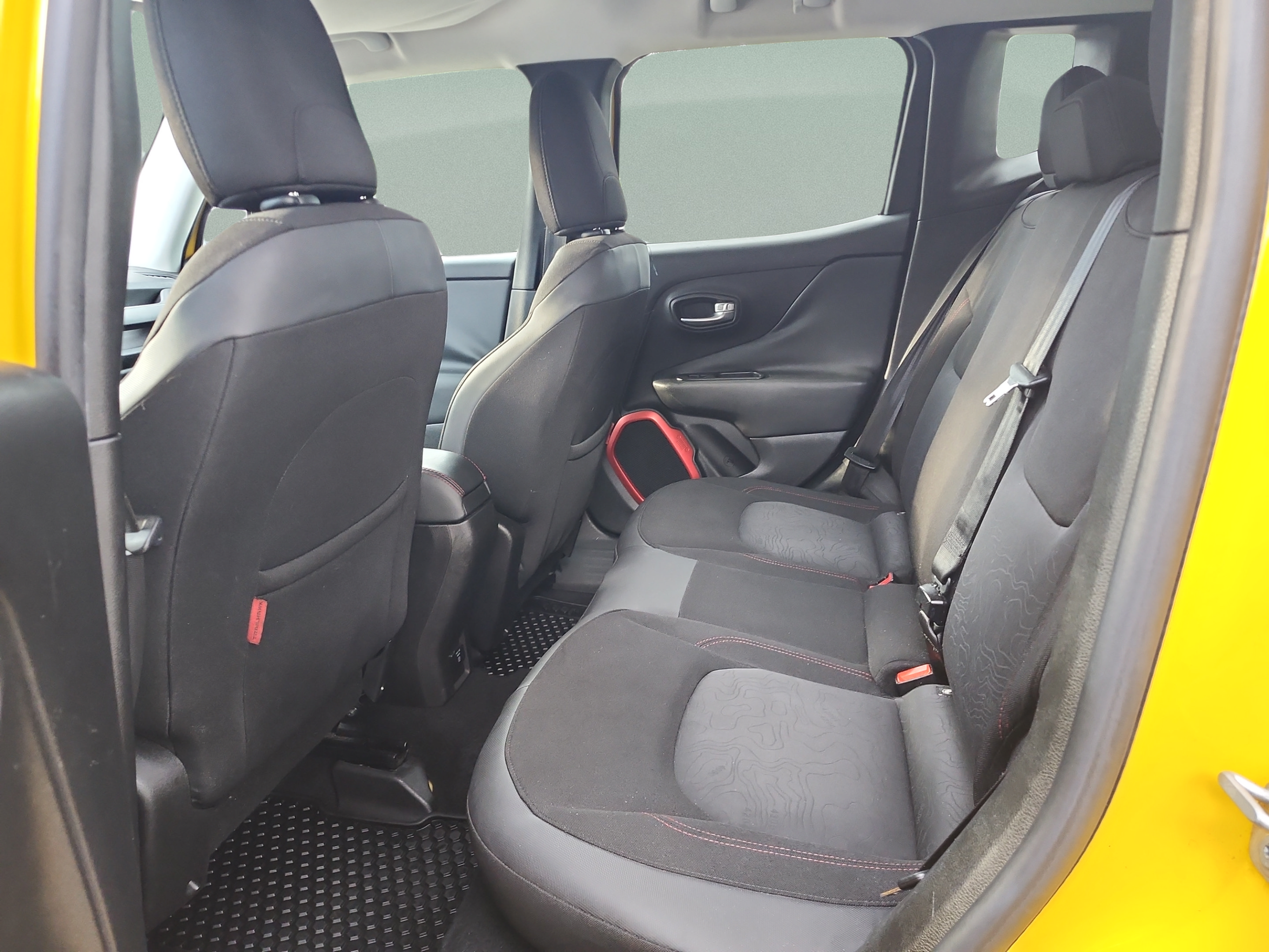 Used 2017 Jeep Renegade Trailhawk AWD/4WD image 17