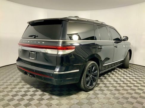 Used 2022 Lincoln Navigator Reserve AWD/4WD image 18