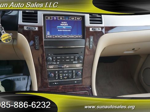 Used 2014 Cadillac Escalade Premium RWD image 27