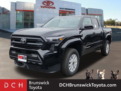 New 2025 Toyota Tacoma SR5