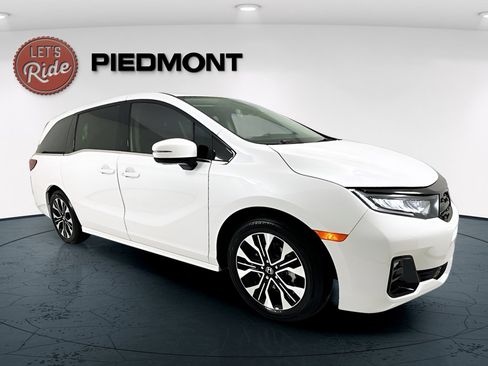 New 2026 Honda Odyssey Elite image 1