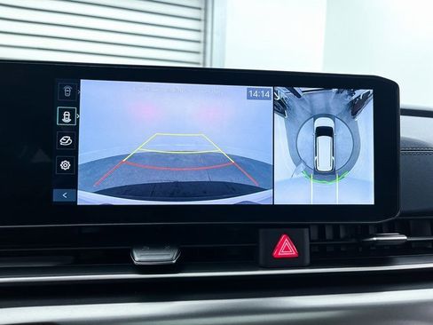 Used 2025 Kia Carnival SX Prestige image 10