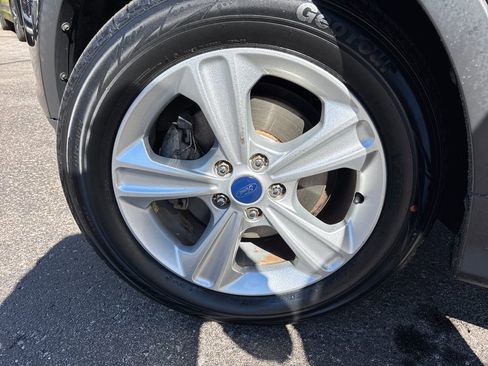 Used 2016 Ford Escape SE image 27