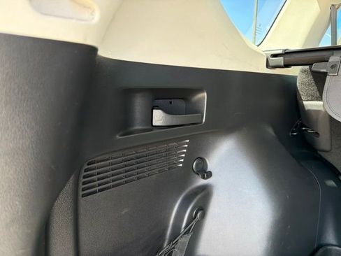 Used 2012 Honda CR-V EX-L image 19