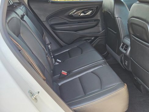 Used 2024 GMC Terrain AT4 w/ Tech Package AWD/4WD image 19