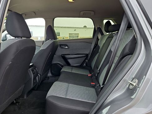 Used 2023 Nissan Rogue SV FWD image 20