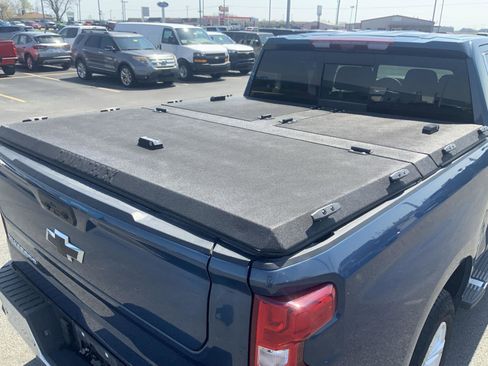 Used 2024 Chevrolet Silverado 1500 LTZ w/ LTZ Premium Package image 16