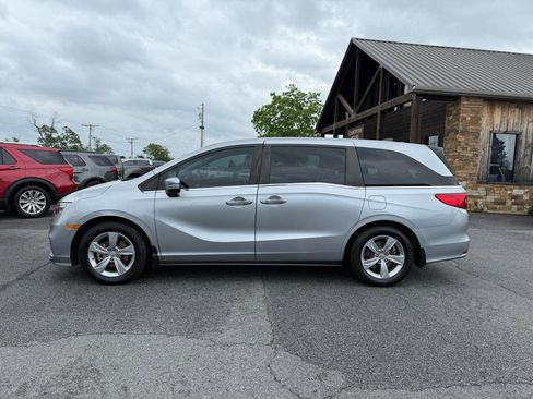 Used 2018 Honda Odyssey EX-L image 3