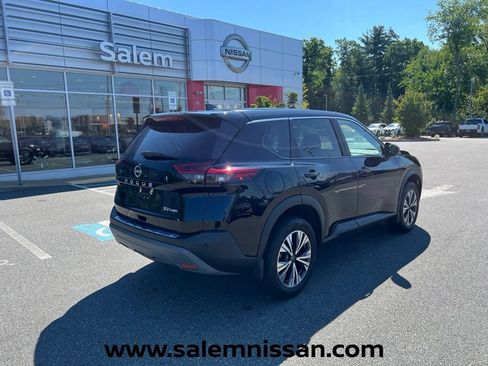 Used 2023 Nissan Rogue SV AWD/4WD image 7