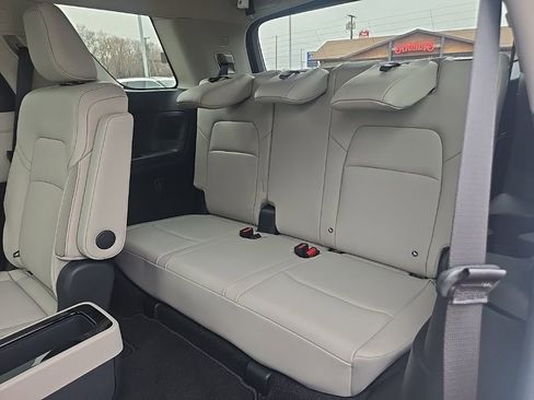 New 2026 Nissan Pathfinder SL image 41