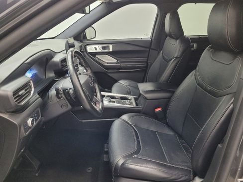 Used 2020 Ford Explorer ST w/ ST Street Pack AWD/4WD image 17