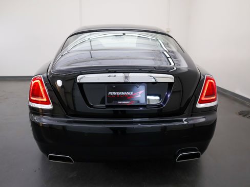 Used 2015 Rolls-Royce Wraith RWD image 4
