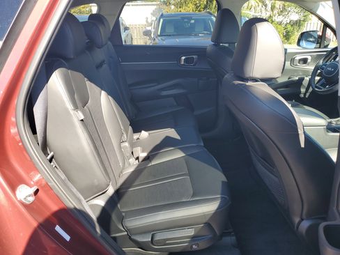 Certified 2024 Kia Sorento S w/ Panoramic Sunroof Package image 12