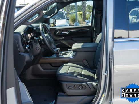 Used 2025 Chevrolet Silverado 1500 High Country w/ Technology Package image 19