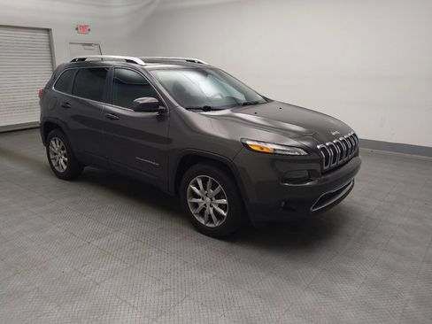 Used 2018 Jeep Cherokee Limited AWD/4WD image 11
